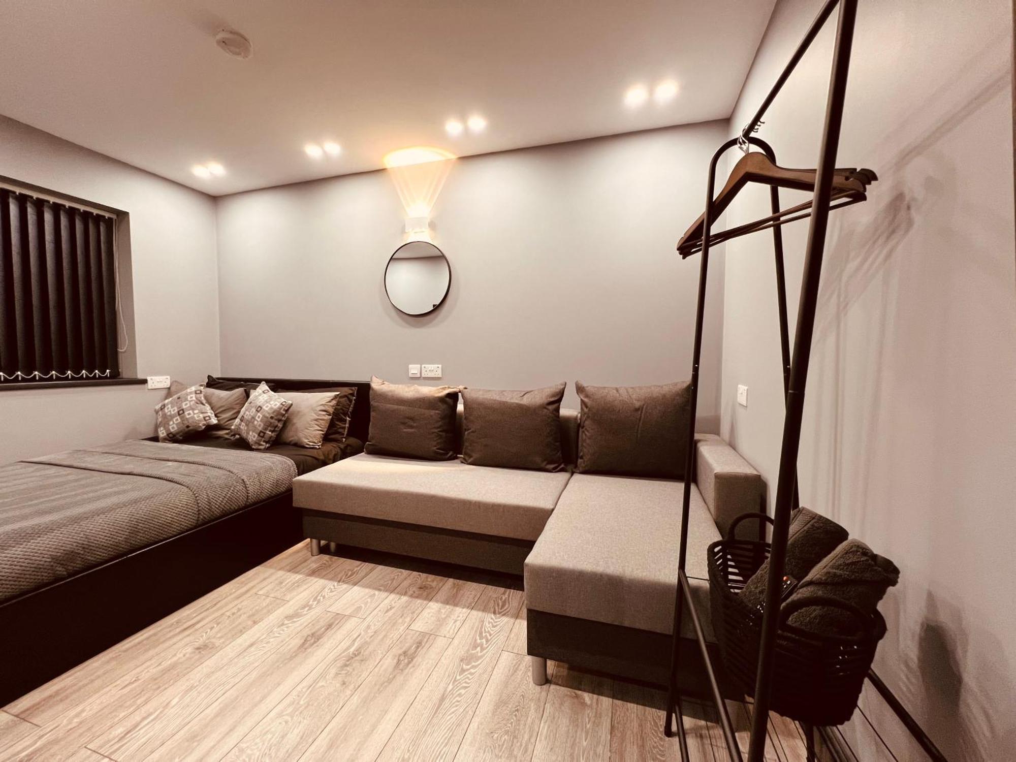 Urban Escape *4 Bedroom House* With Free Parking Бирмингем Экстерьер фото